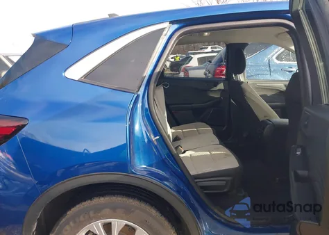 2023 Ford Escape Active z USA, uszkodzony, nr VIN 1FMCU9GN1PUA13894